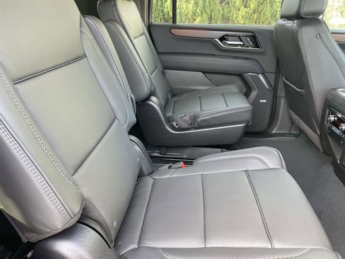 New 2026 GMC Yukon XL Denali image 26