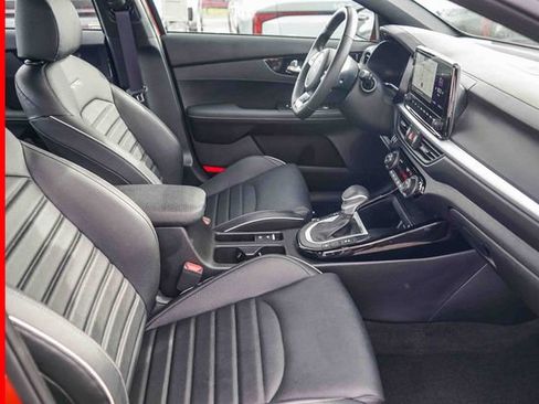 Certified 2023 Kia Forte GT-Line w/ GT-Line Premium Package image 17