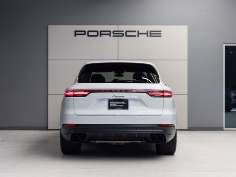 Used 2023 Porsche Cayenne image 6