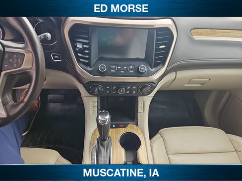 Used 2017 GMC Acadia Denali w/ Technology Package AWD/4WD image 15
