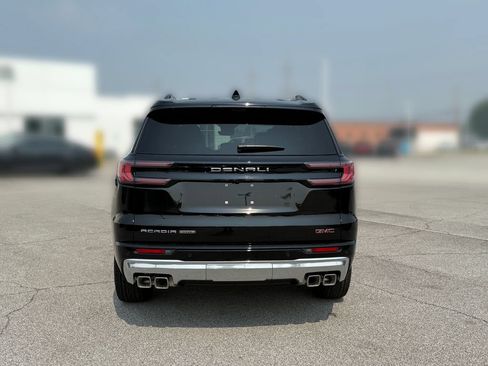 New 2026 GMC Acadia Denali AWD/4WD image 3