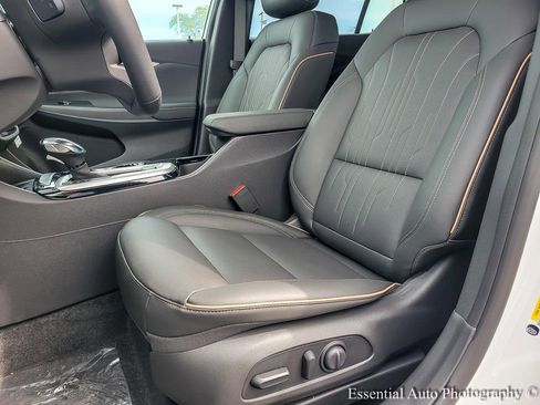 New 2025 Buick Envista Avenir image 9