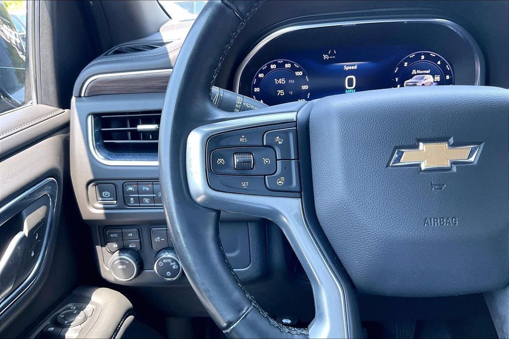 Used 2023 Chevrolet Tahoe LT w/ Luxury Package AWD/4WD image 11