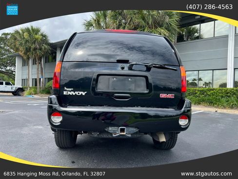 Used 2005 GMC Envoy SLT image 4