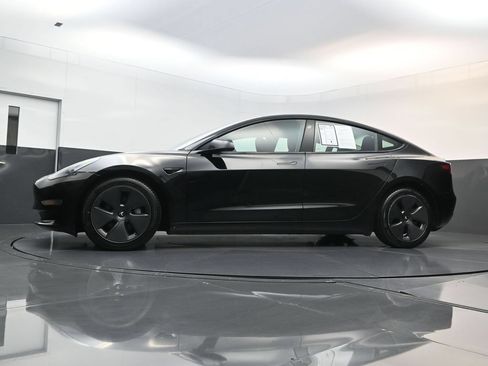 Used 2023 Tesla Model 3 Long Range AWD/4WD image 29