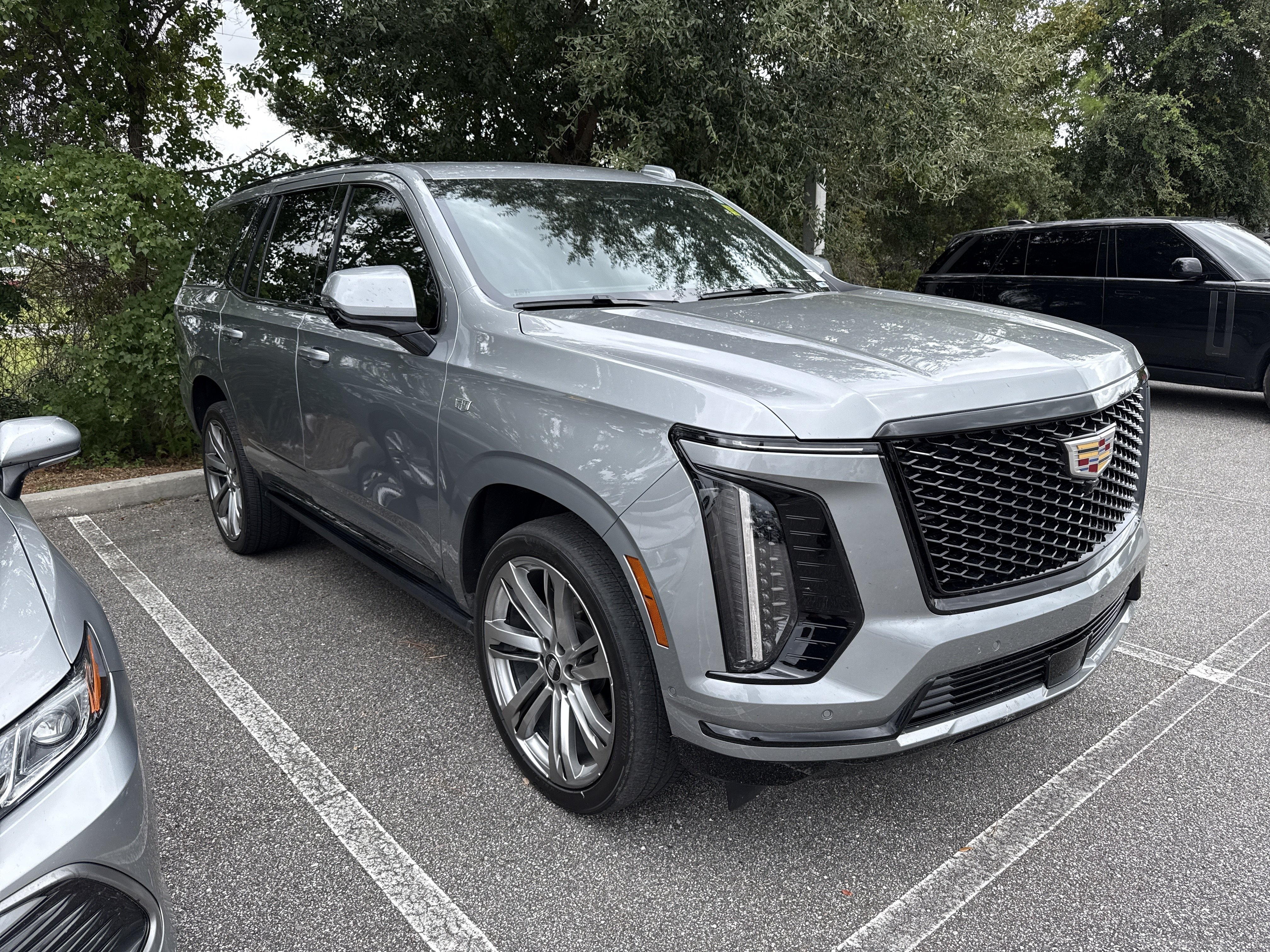 Used 2025 Cadillac Escalade Sport w/ Touring Package AWD/4WD image 2