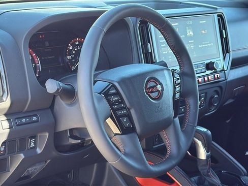 Used 2025 Nissan Frontier Pro-X w/ Pro Premium Package image 7