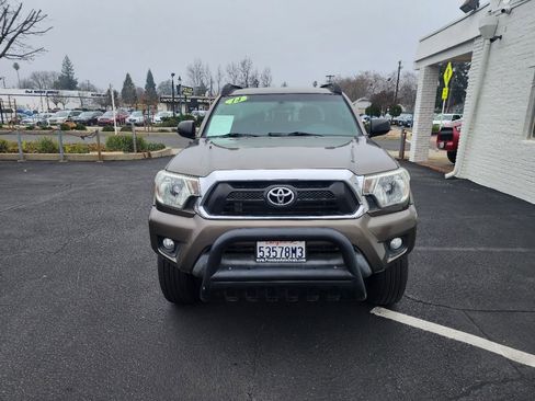 Used 2014 Toyota Tacoma PreRunner image 7