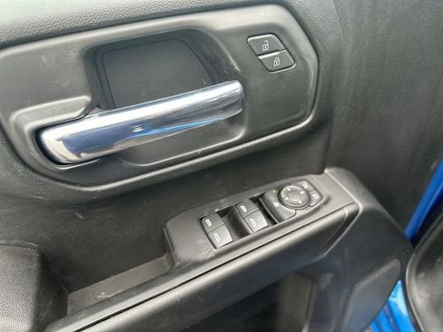 Certified 2023 Chevrolet Silverado 1500 Custom w/ LPO, Dark Essentials Package image 17