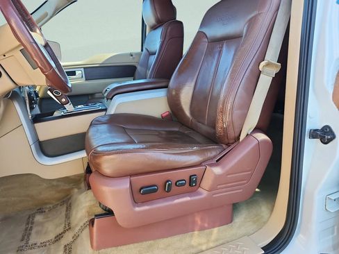 Used 2014 Ford F150 King Ranch w/ King Ranch Luxury Package image 21