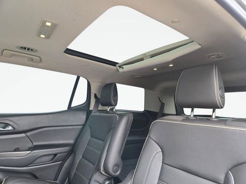 Used 2019 GMC Acadia Denali w/ Technology Package FWD image 19
