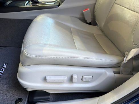 Used 2017 Acura RDX AWD w/ Advance Package image 14