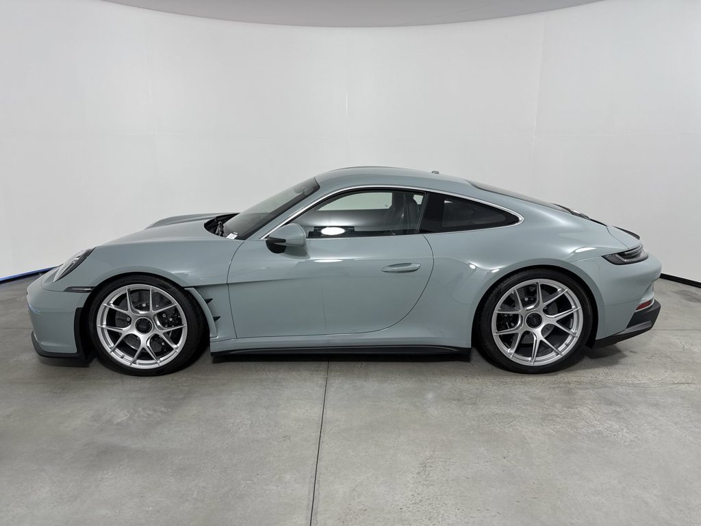 Certified 2024 Porsche 911 GT3 RS RWD image 2