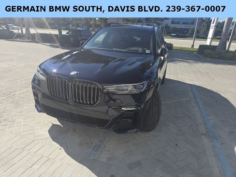 Certified 2022 BMW X7 M50i w/ Executive Package image 6