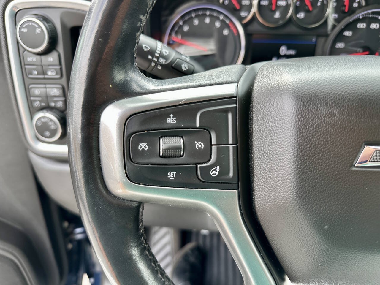 Used 2019 Chevrolet Silverado 1500 RST w/ All-Star Edition AWD/4WD image 22