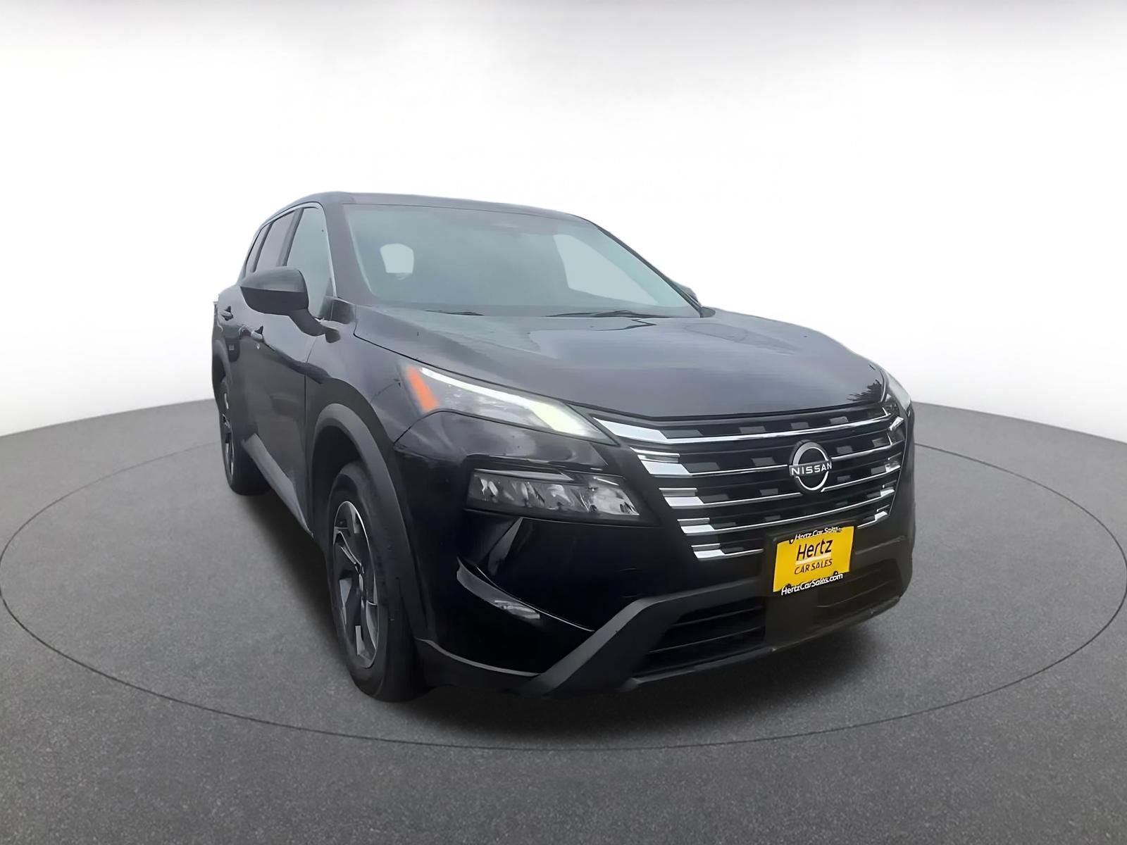 Used 2025 Nissan Rogue SV FWD image 3