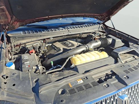 Used 2019 Lincoln Navigator Reserve image 28