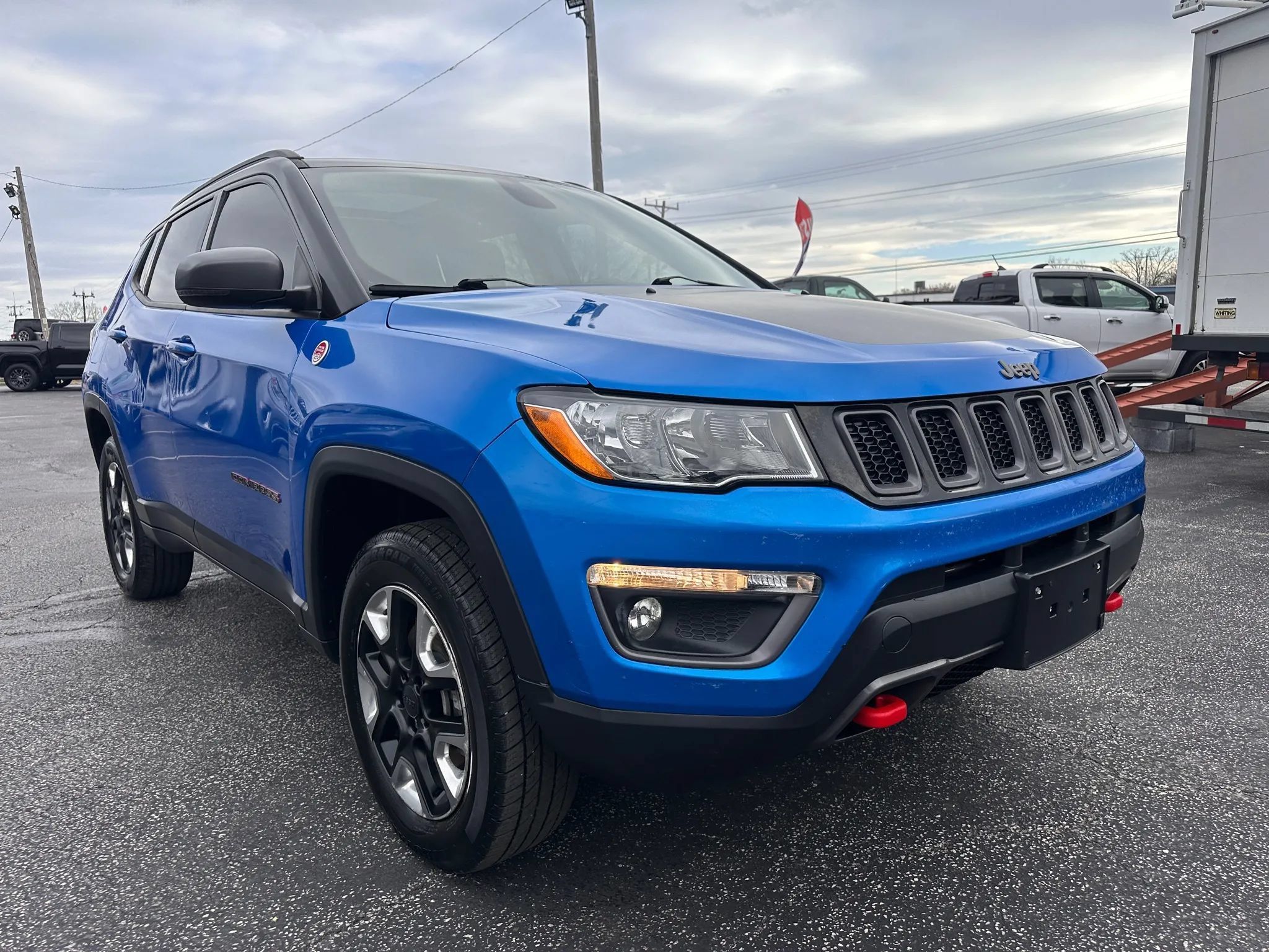 Used 2017 Jeep Compass Trailhawk w/ Navigation Group AWD/4WD image 3