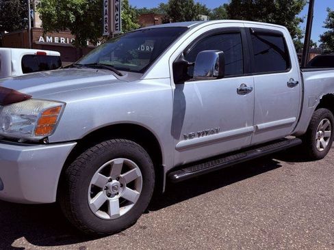 Used 2006 Nissan Titan LE w/ (T01) Tow Pkg AWD/4WD image 2