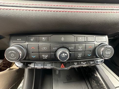 Used 2024 Dodge Durango R/T AWD/4WD image 27