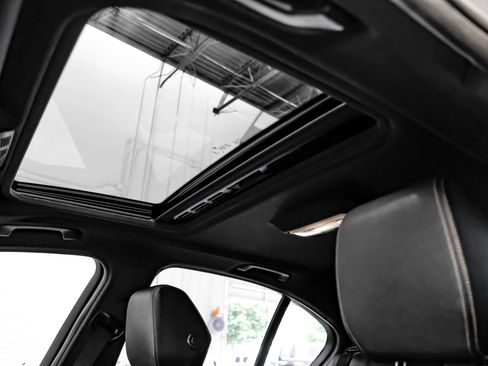 Used 2017 BMW 340i Sedan image 41