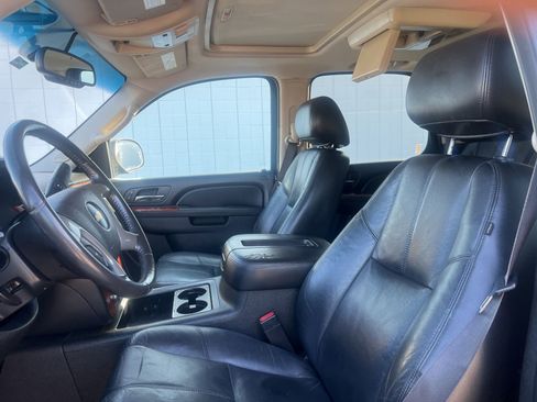 Used 2012 Chevrolet Tahoe LT w/ Luxury Package image 8