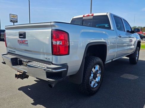 Used 2016 GMC Sierra 2500 SLE w/ SLE Preferred Package AWD/4WD image 3