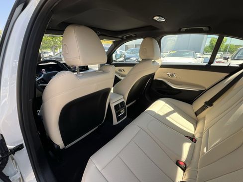 Used 2026 BMW 330i xDrive Sedan w/ Premium Package image 30