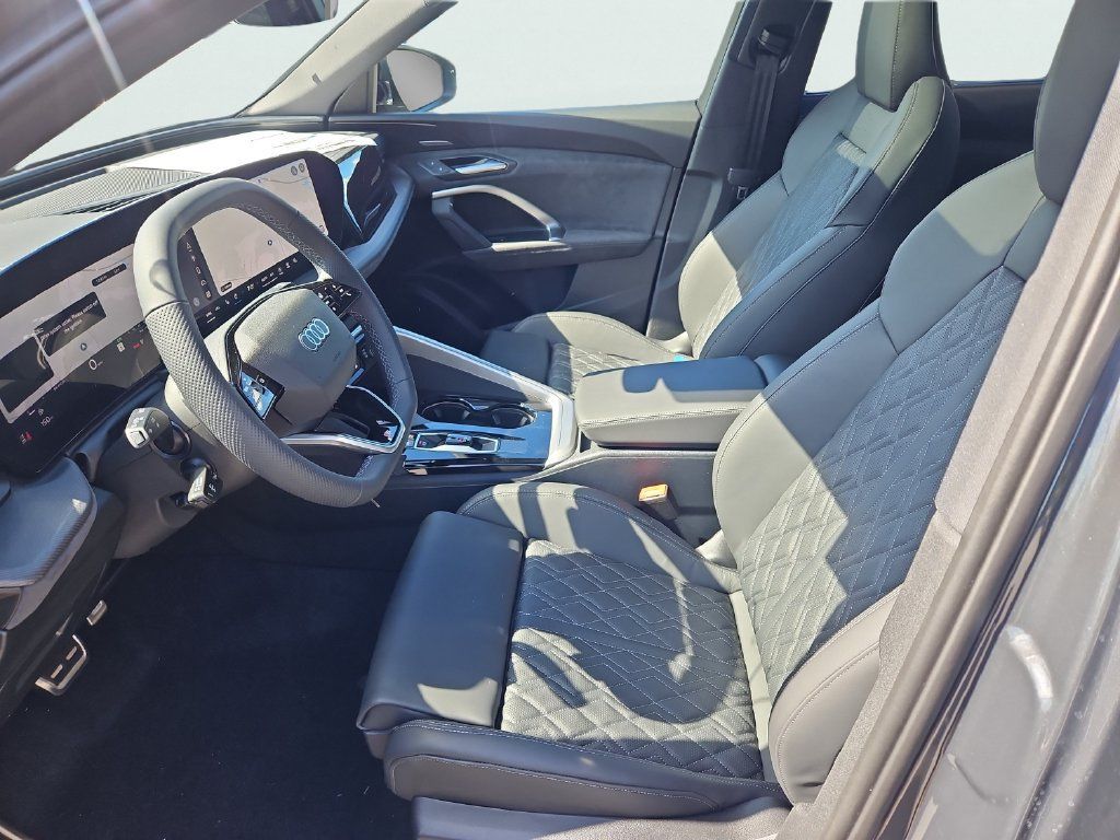 New 2026 Audi SQ5 Premium Plus AWD/4WD image 22