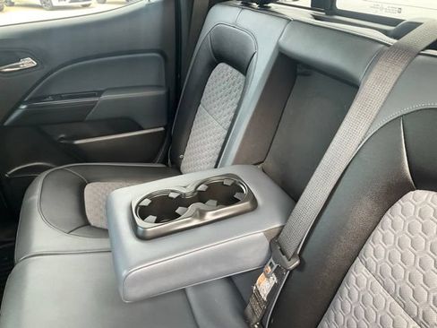 Used 2020 Chevrolet Colorado Z71 AWD/4WD image 25