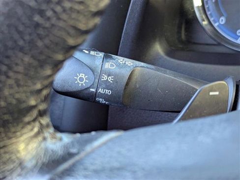 Used 2019 Toyota Corolla SE image 17