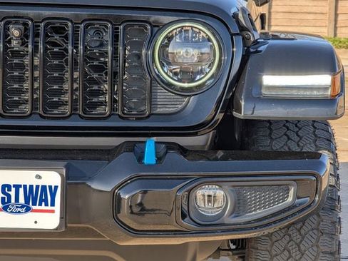 Used 2024 Jeep Wrangler High Altitude image 7