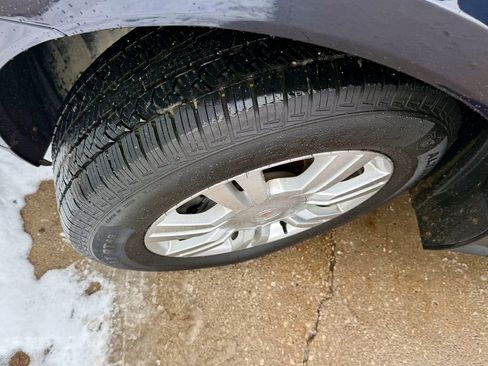 Used 2014 Cadillac SRX Luxury image 35