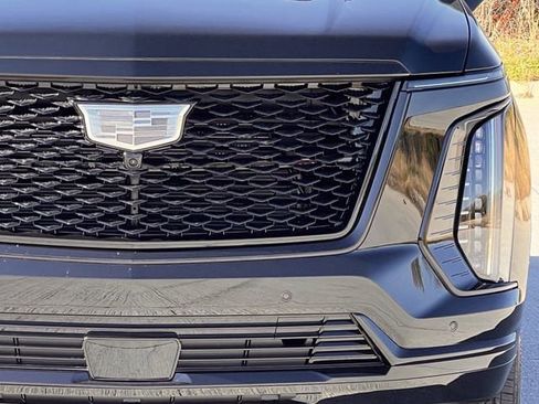 Certified 2026 Cadillac Escalade ESV Sport w/ LPO, ONYX Package image 10