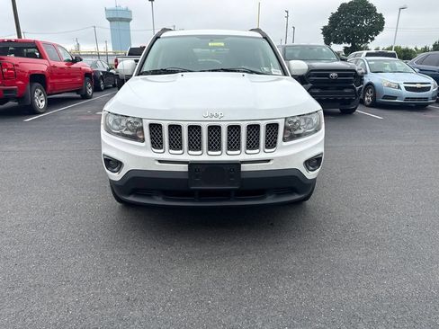 Used 2016 Jeep Compass High Altitude AWD/4WD image 5