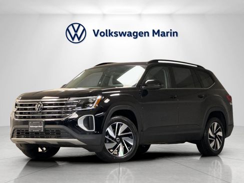 New 2026 Volkswagen Atlas SE image 1