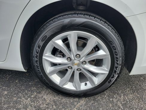 Used 2024 Chevrolet Malibu LT image 27