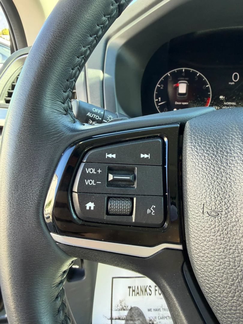Used 2025 Honda Odyssey EX-L image 25