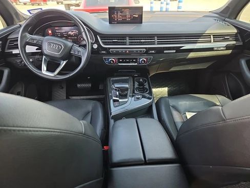 Used 2018 Audi Q7 3.0T Prestige image 6