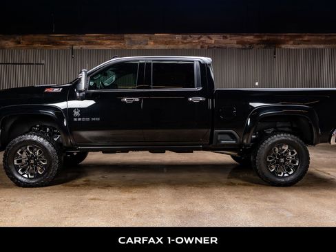 Used 2024 Chevrolet Silverado 2500 LTZ w/ LTZ Convenience Package image 5