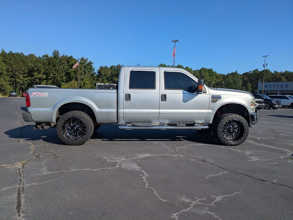 Used 2010 Ford F250 XL AWD/4WD image 3