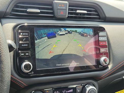 New 2025 Nissan Versa SR w/ Trunk Package image 13