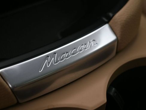 Certified 2026 Porsche Macan AWD/4WD image 17