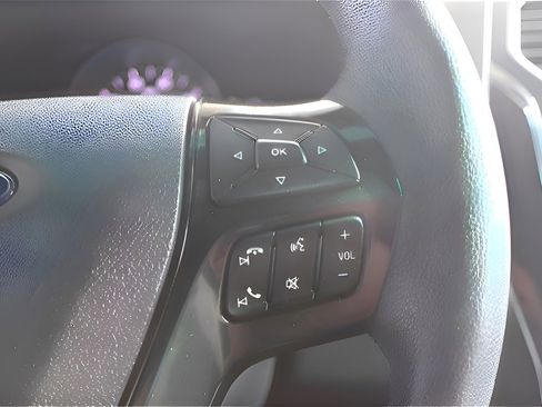 Used 2018 Ford Explorer XLT w/ Equipment Group 201A image 28