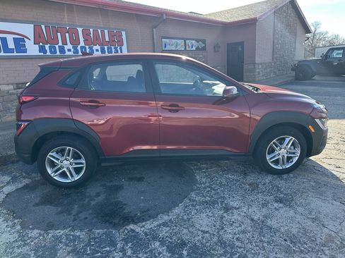 Used 2023 Hyundai Kona SE image 10