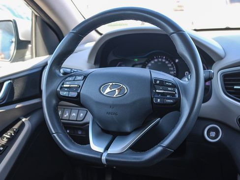 Used 2019 Hyundai Ioniq SEL image 16