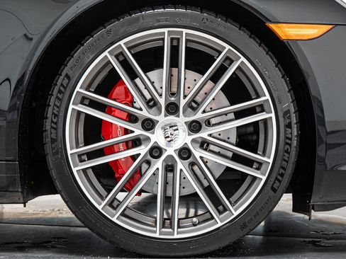 Used 2017 Porsche 911 Carrera 4S AWD/4WD image 46