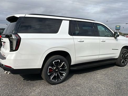 New 2025 Chevrolet Suburban RST w/ Advanced Technology Package image 5