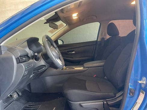 Certified 2024 Nissan Sentra SV FWD image 10