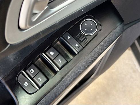 Used 2022 Kia Soul LX FWD image 18